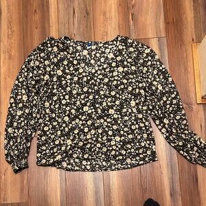 Old Navy Black and Cream Floral Blouse